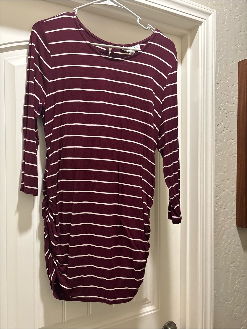Jessica Simpson maternity Maroon and White Striped Tunic